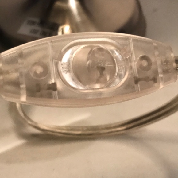 Makeup Mirror - Picture 3 of 3